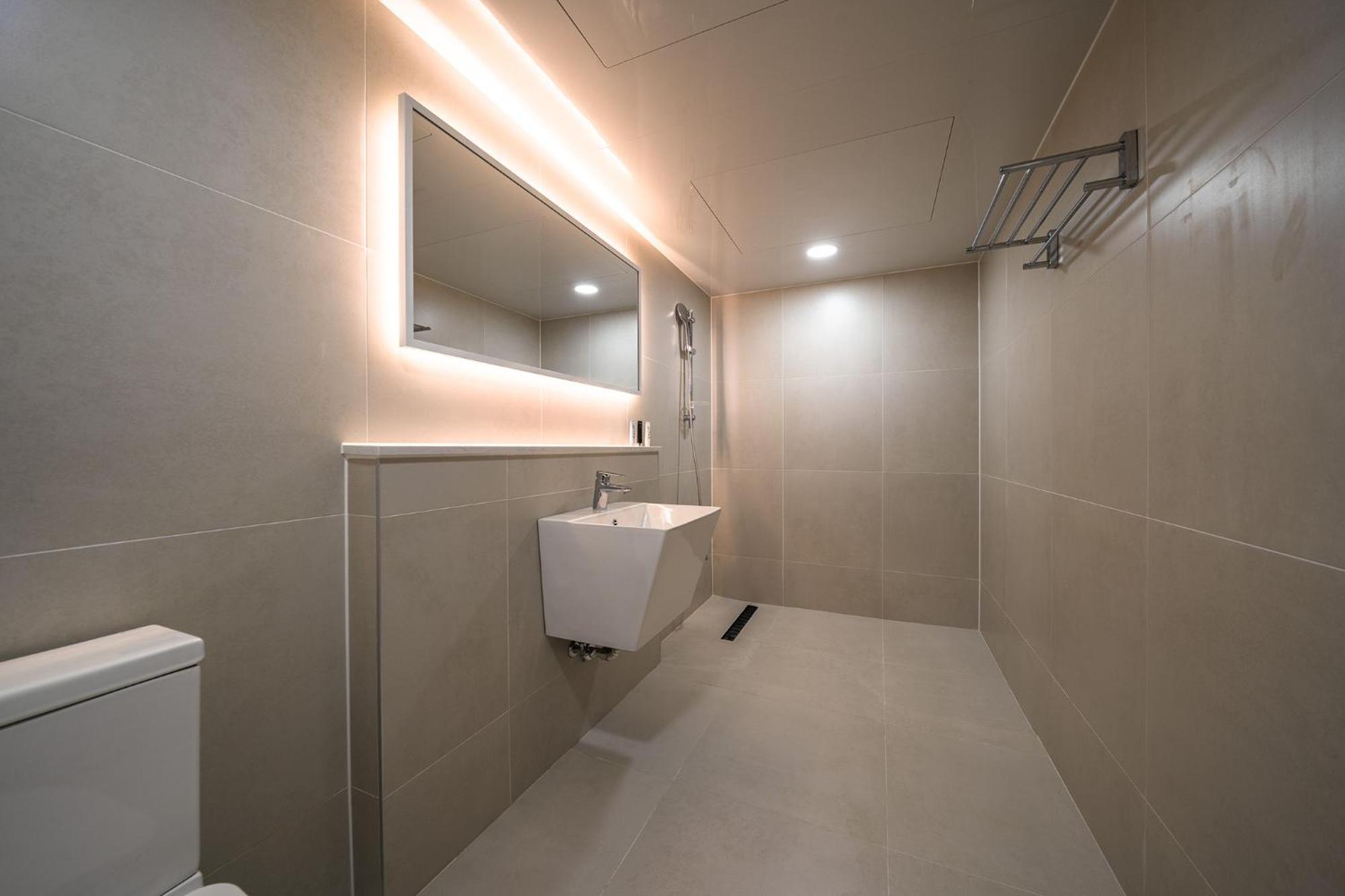 Mono Hotel Suwon Exterior foto